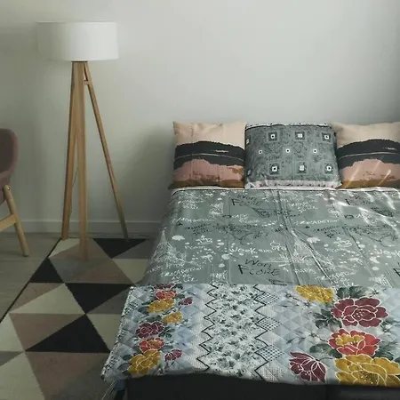 New Cozy Near The Center, Mokotow 公寓 *