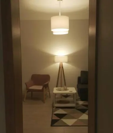 New Cozy Near The Center, Mokotow Varsavia